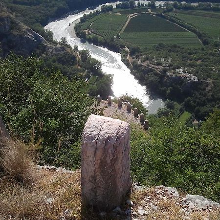 Dolcè Albergo Croce D'Oro المظهر الخارجي الصورة