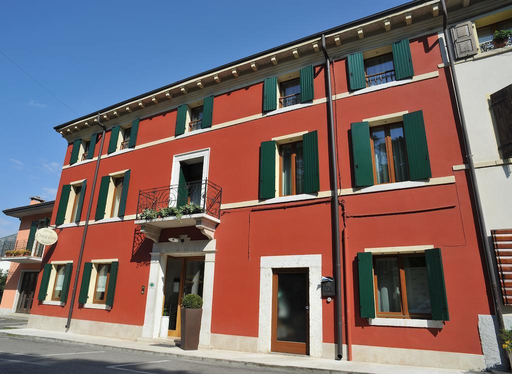Dolcè Albergo Croce D'Oro المظهر الخارجي الصورة