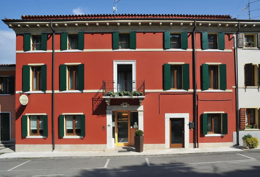 Dolcè Albergo Croce D'Oro المظهر الخارجي الصورة